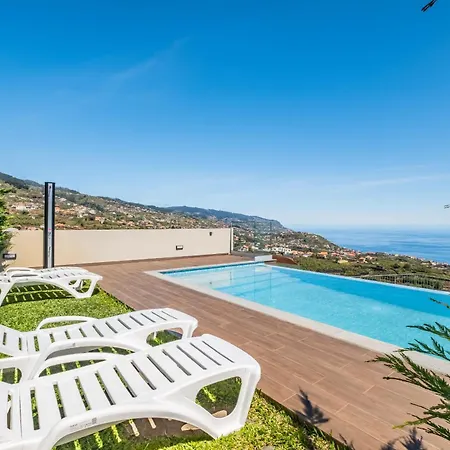 Sunshine Deluxe D By Madeira Sun Travel